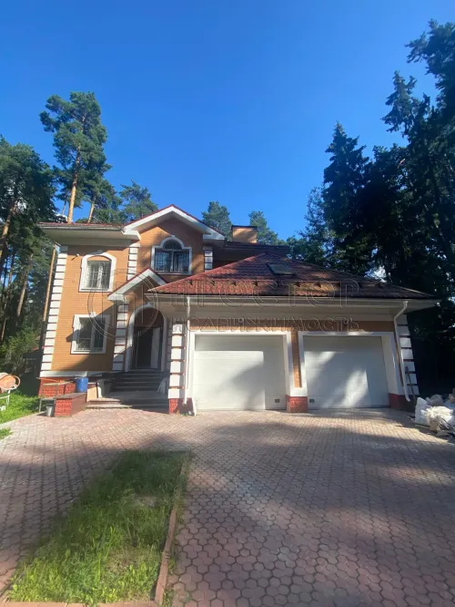 Дом, 415.5 м.кв.