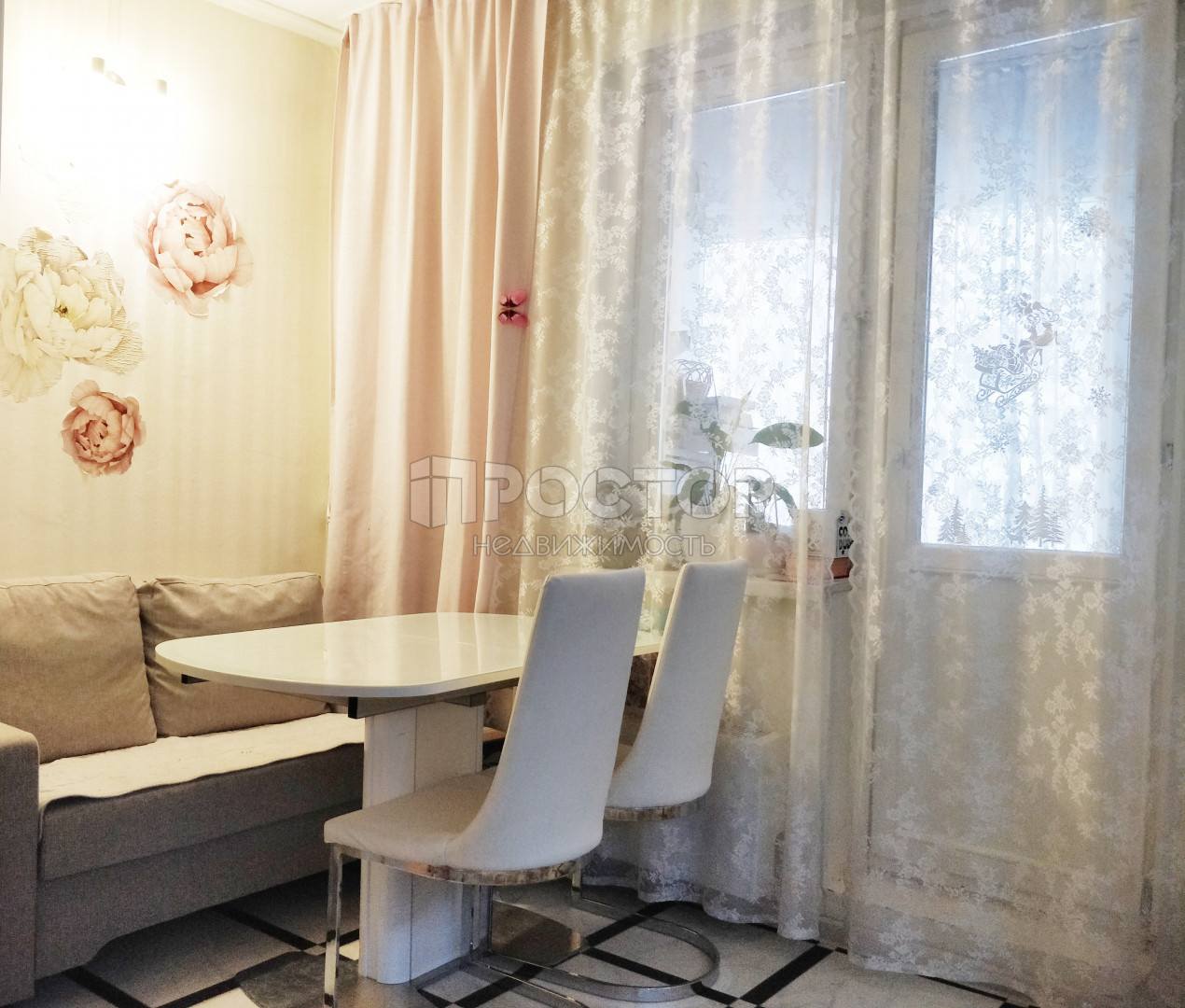 2-комнатная квартира, 62.7 м² - фото 2