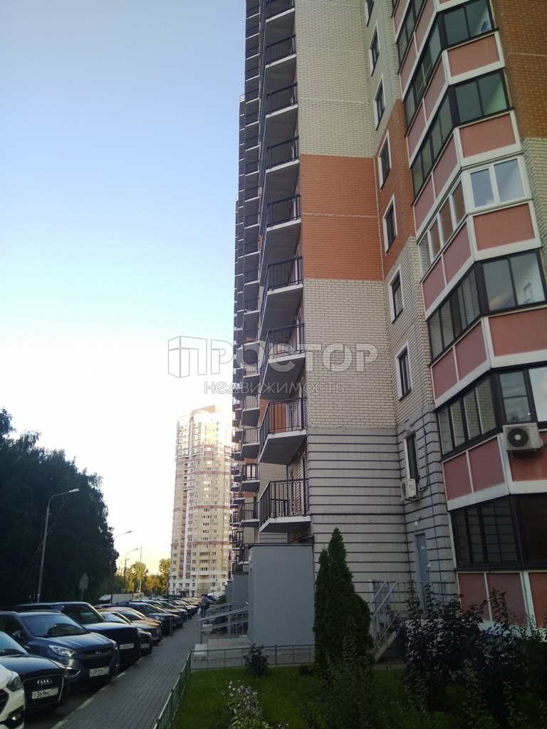 1-комнатная квартира, 50 м² - фото 2