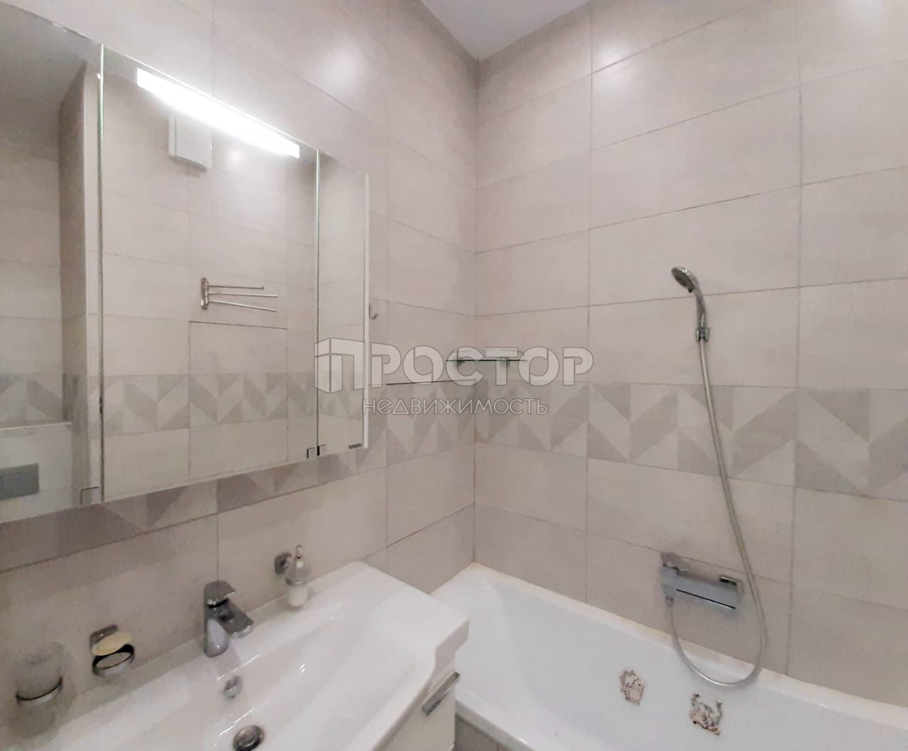 3-комнатная квартира, 60.5 м² - фото 12
