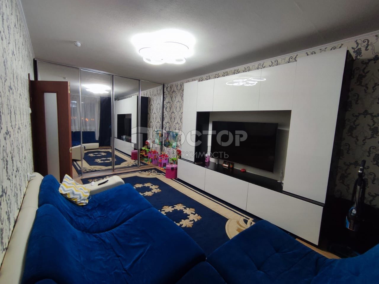 3-комнатная квартира, 76.6 м² - фото 2