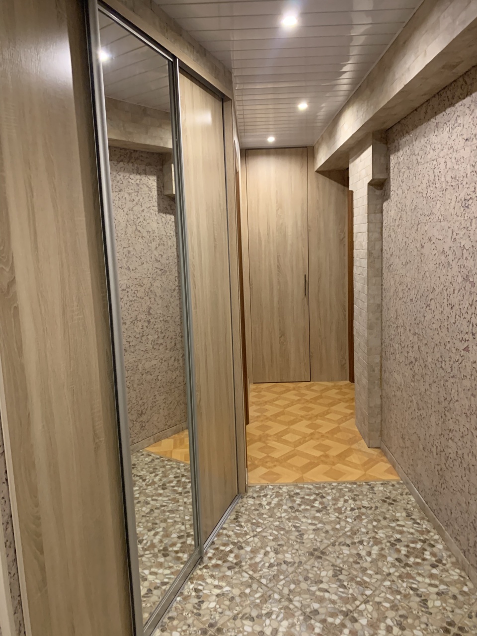 3-комнатная квартира, 56.6 м² - фото 2