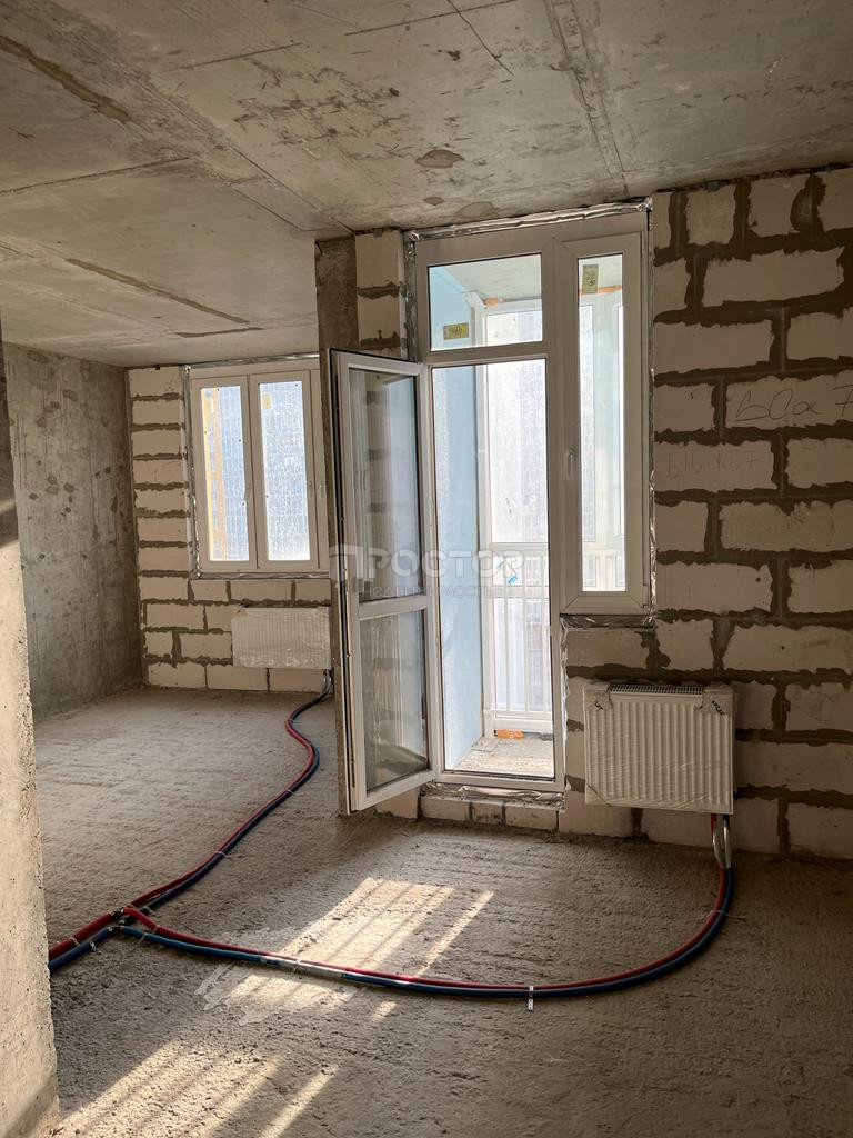 1-комнатная квартира, 37.2 м² - фото 2