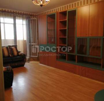 Продается 2-комнатная квартира.