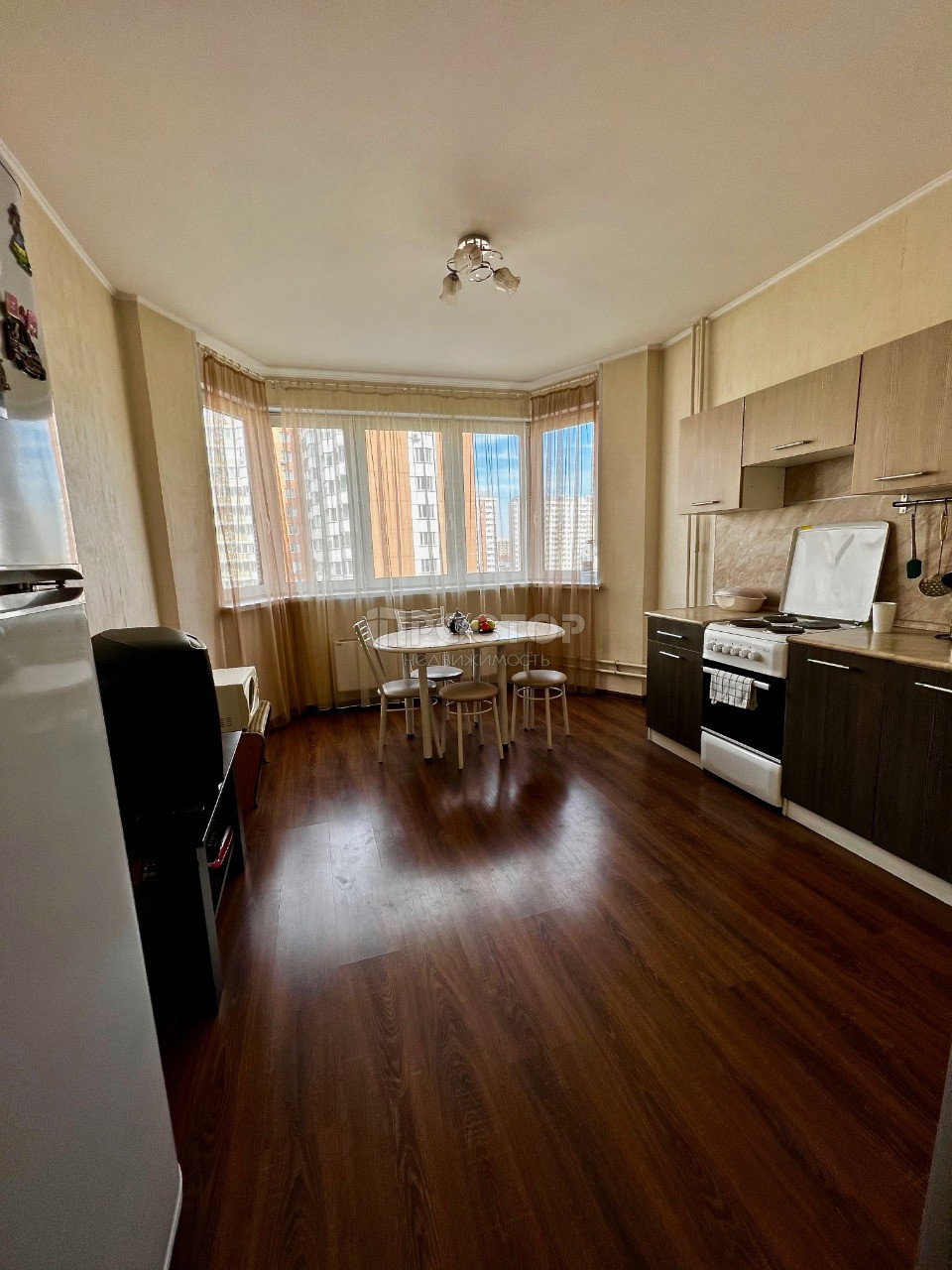 2-комнатная квартира, 60.2 м² - фото 2