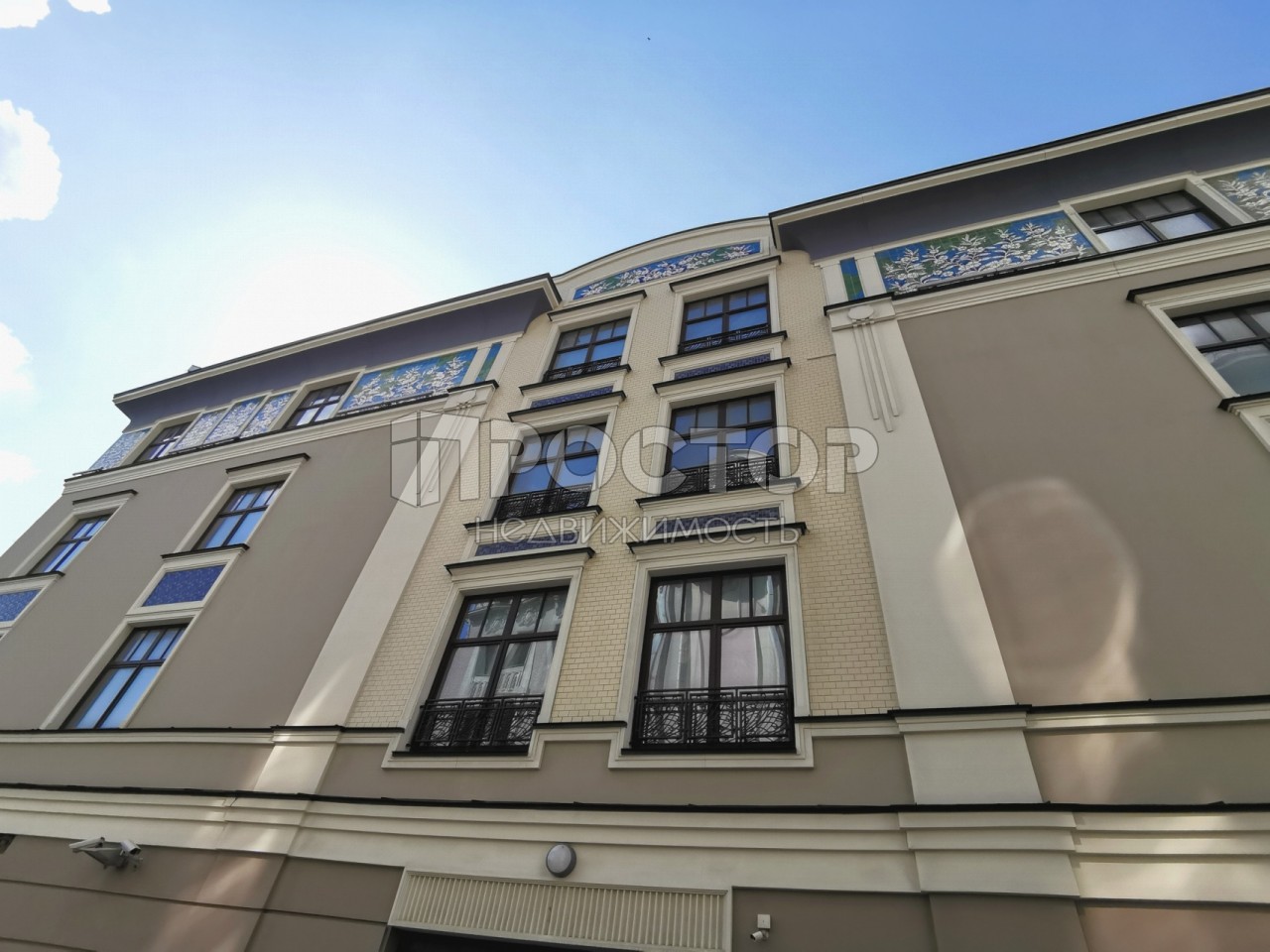 2-комнатная квартира, 69.7 м² - фото 4