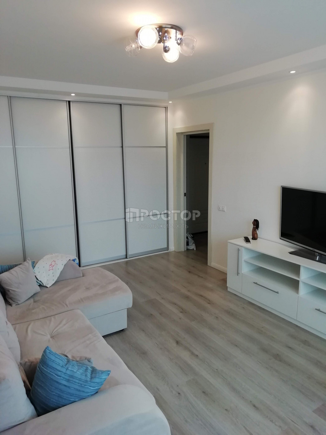 2-комнатная квартира, 52 м² - фото 2