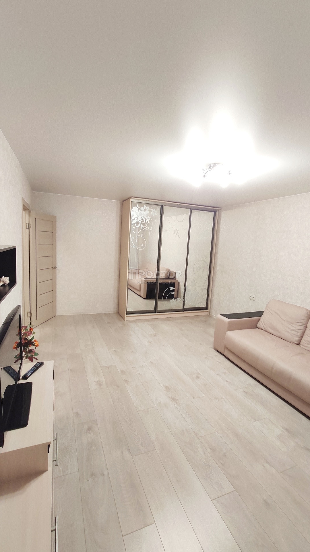 1-комнатная квартира, 36.4 м² - фото 2