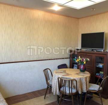 Продается отличная 2х комнатная квартира