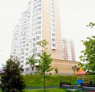 Евротрешка в пешей доступности от ст. метро