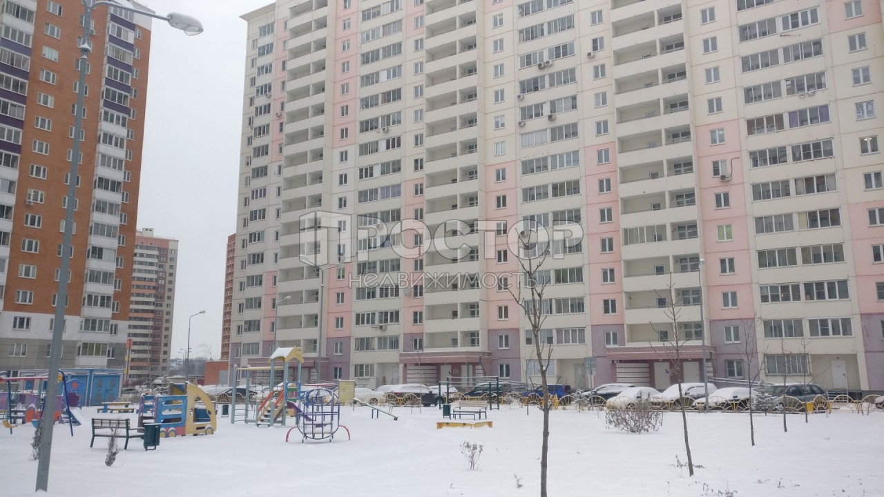 2-комнатная квартира, 61.5 м² - фото 2