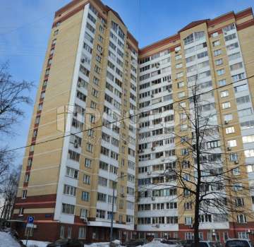 1/2 доли в просторной 3к квартире