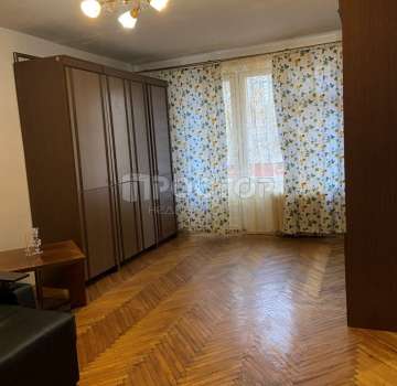 Квартира у метро!