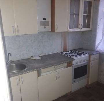 Продаётся 2 комнатная квартира.