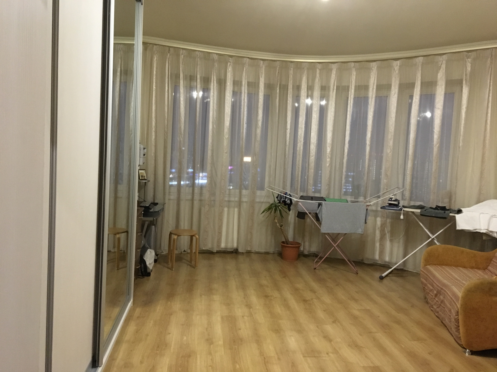 1-комнатная квартира, 55 м² - фото 2