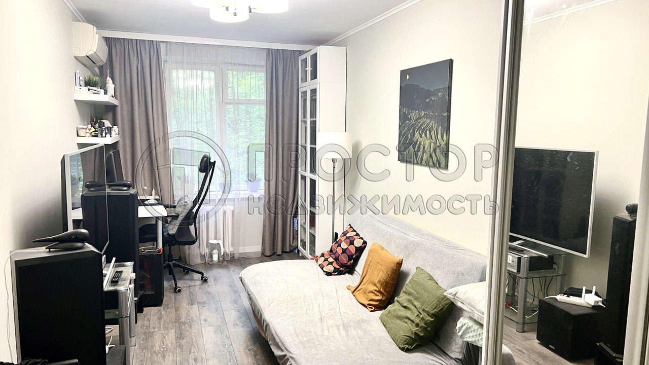 3-комнатная квартира, 56.6 м² - фото 2