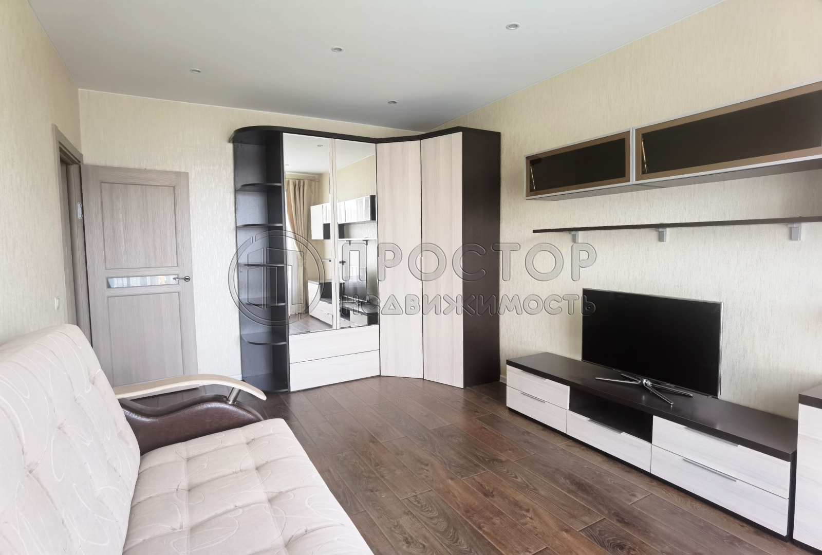 1-комнатная квартира, 42.4 м² - фото 2
