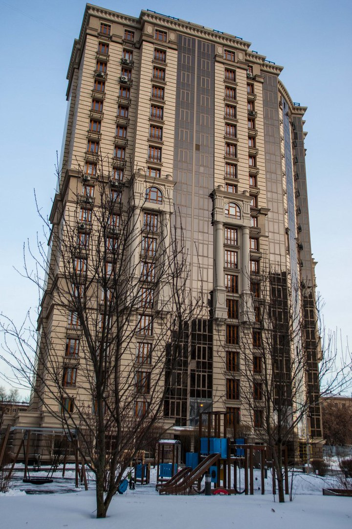 5-комнатная квартира, 247.4 м² - фото 2