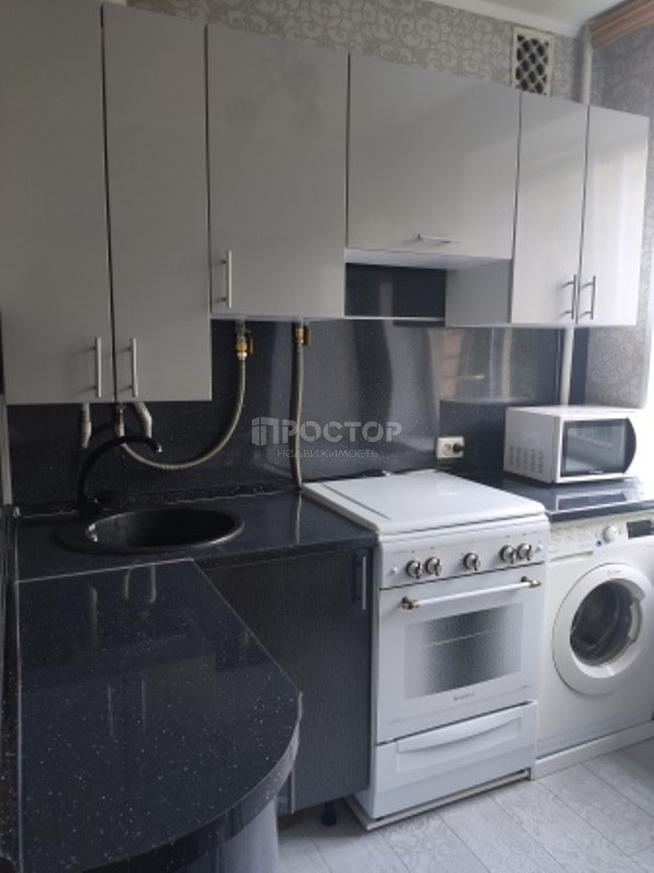 1-комнатная квартира, 30.4 м² - фото 2
