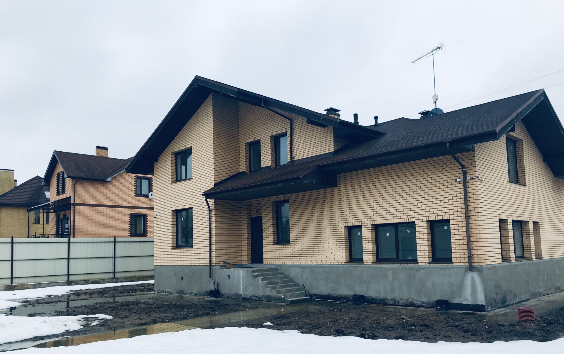 Коттедж, 350 м² - фото 2