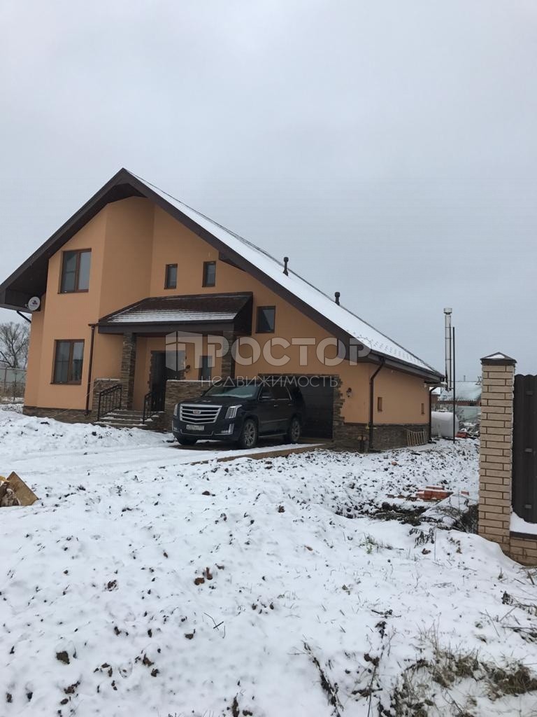 Дом, 220 м² - фото 2