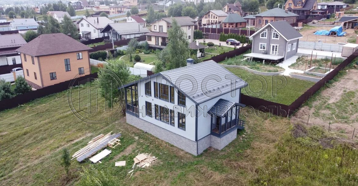 Дом, 180 м² - фото 3