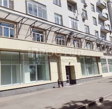 Коммерческое помещение на первой линии 300м2
