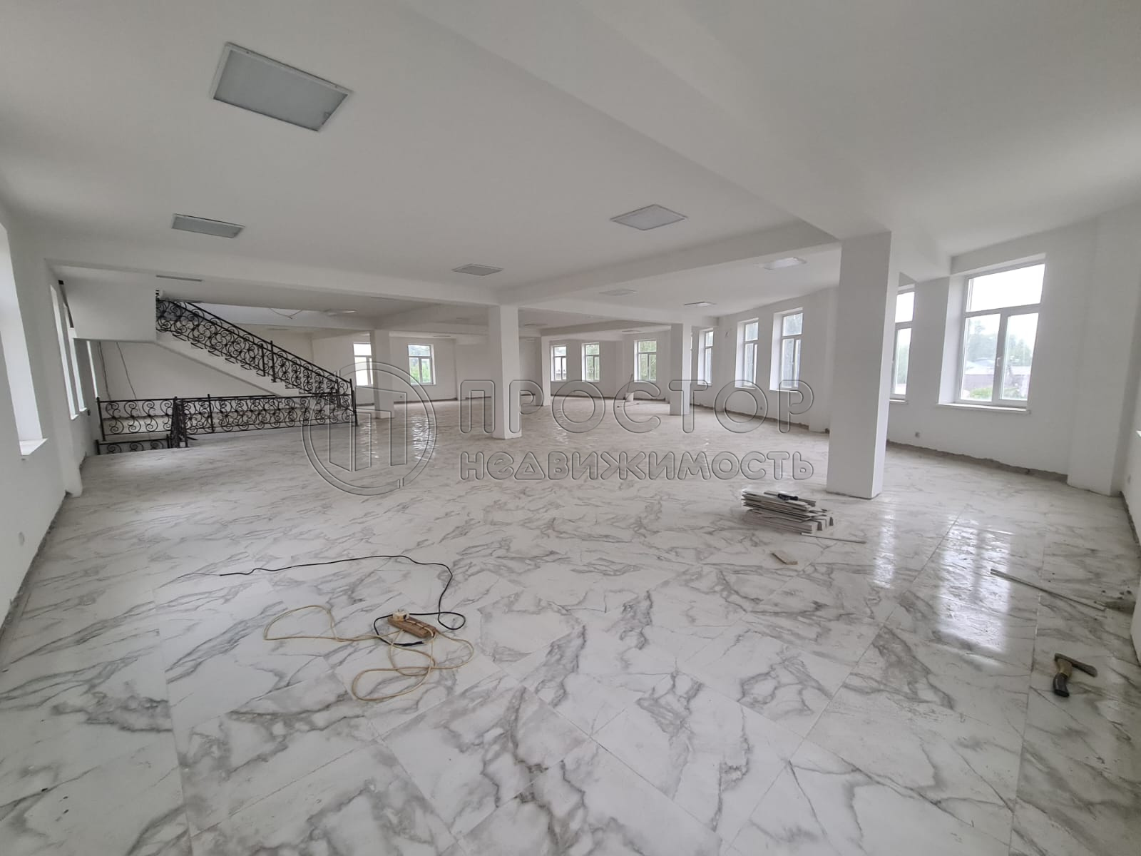 Коммерческая недвижимость (офисное), 1365 м² - фото 9