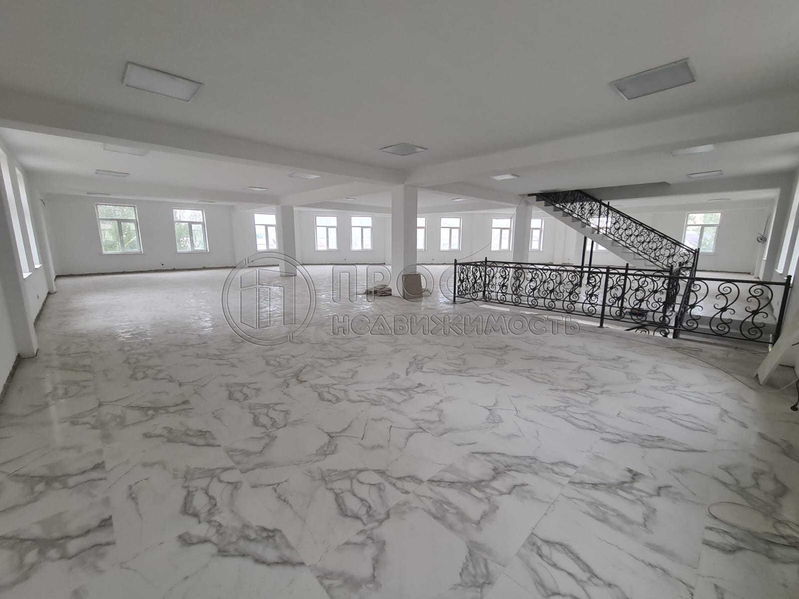 Коммерческая недвижимость (офисное), 1365 м² - фото 11