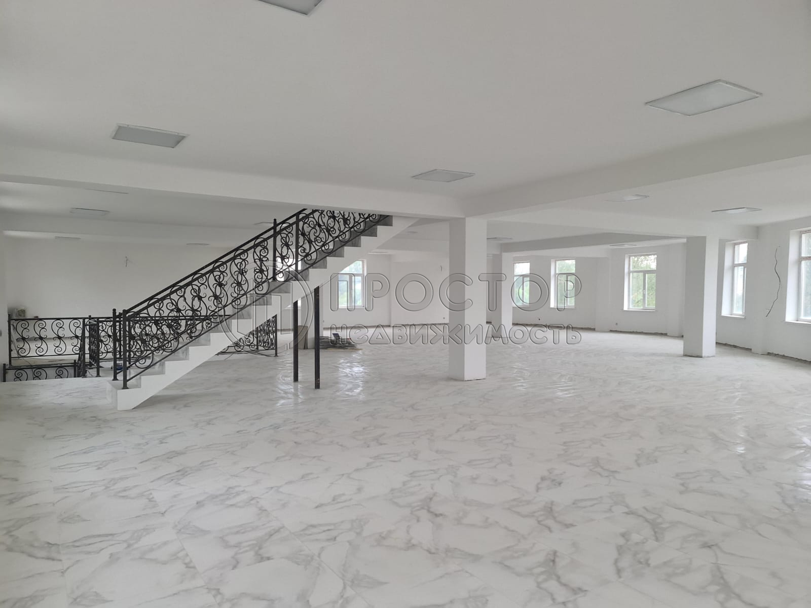 Коммерческая недвижимость (офисное), 1365 м² - фото 5