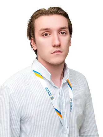 риэлтор Беккер Георгий