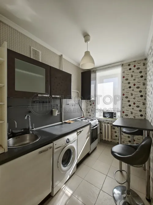 3-комнатная квартира, 50 м² - фото 3