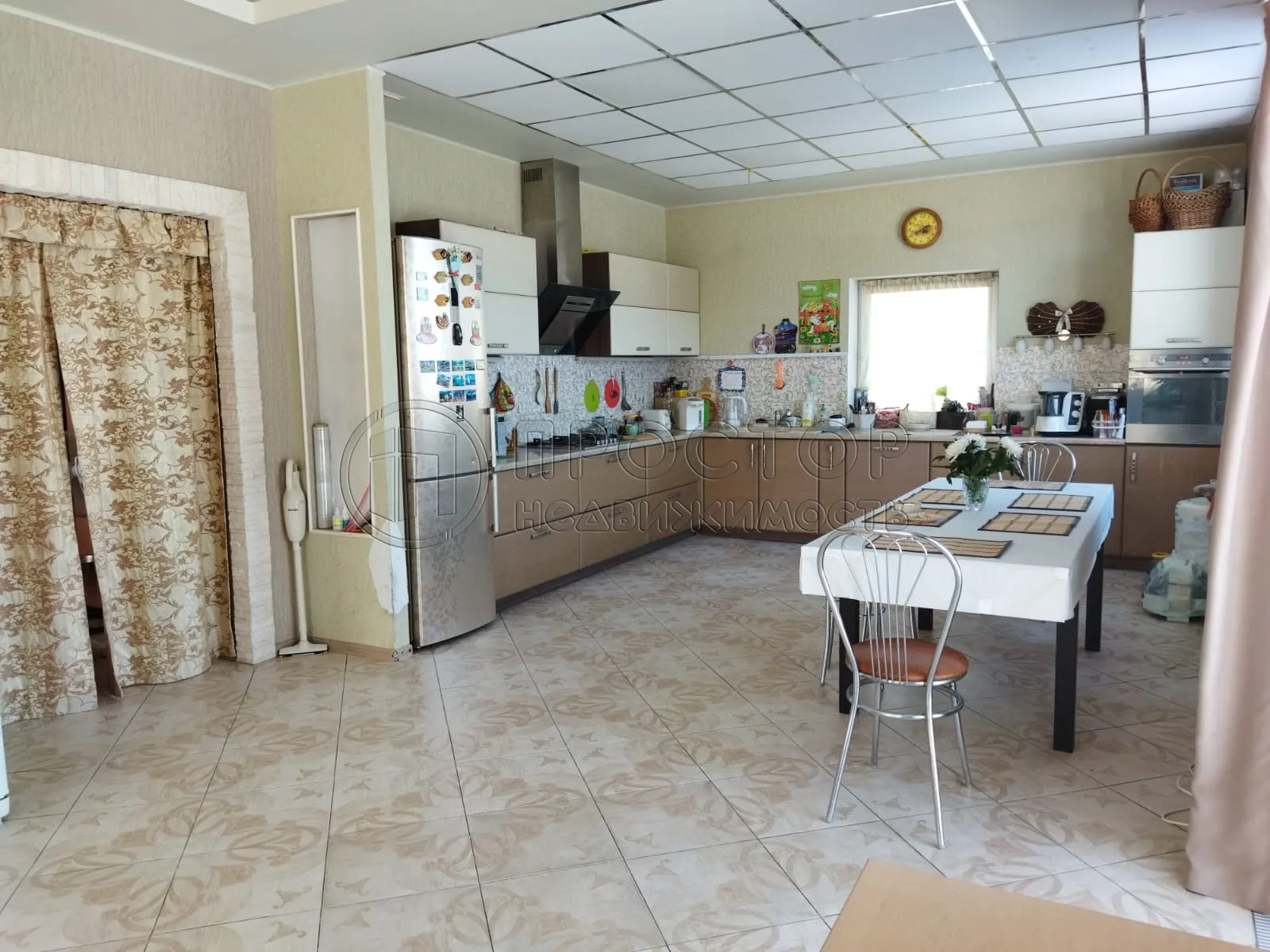 Дом, 230 м² - фото 3