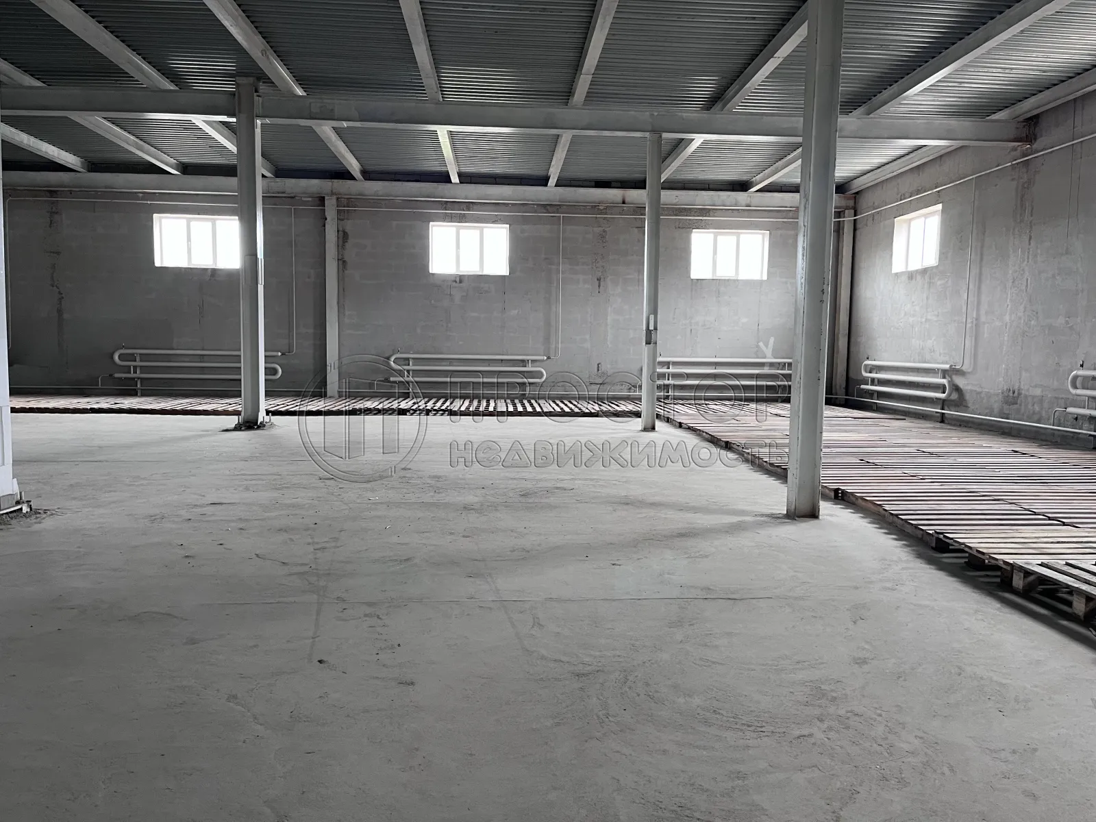 Коммерческая недвижимость (складское), 1300 м² - фото 2