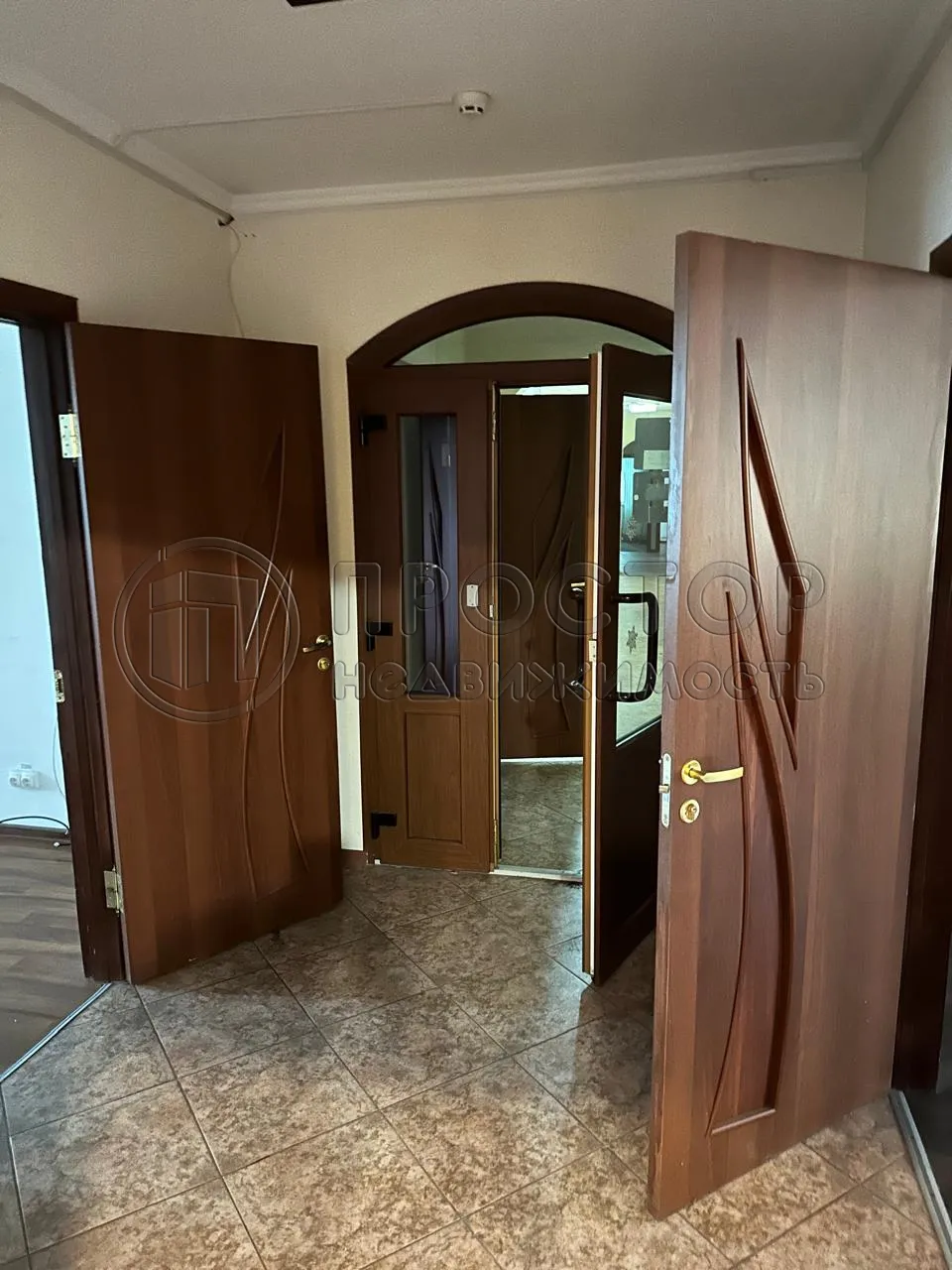 Коммерческая недвижимость (офисное), 532.8 м² - фото 3