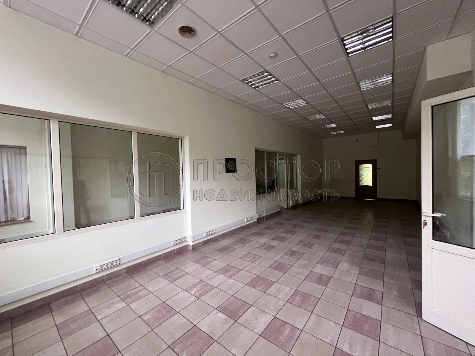 Коммерческая недвижимость (офисное), 469 м² - фото 5