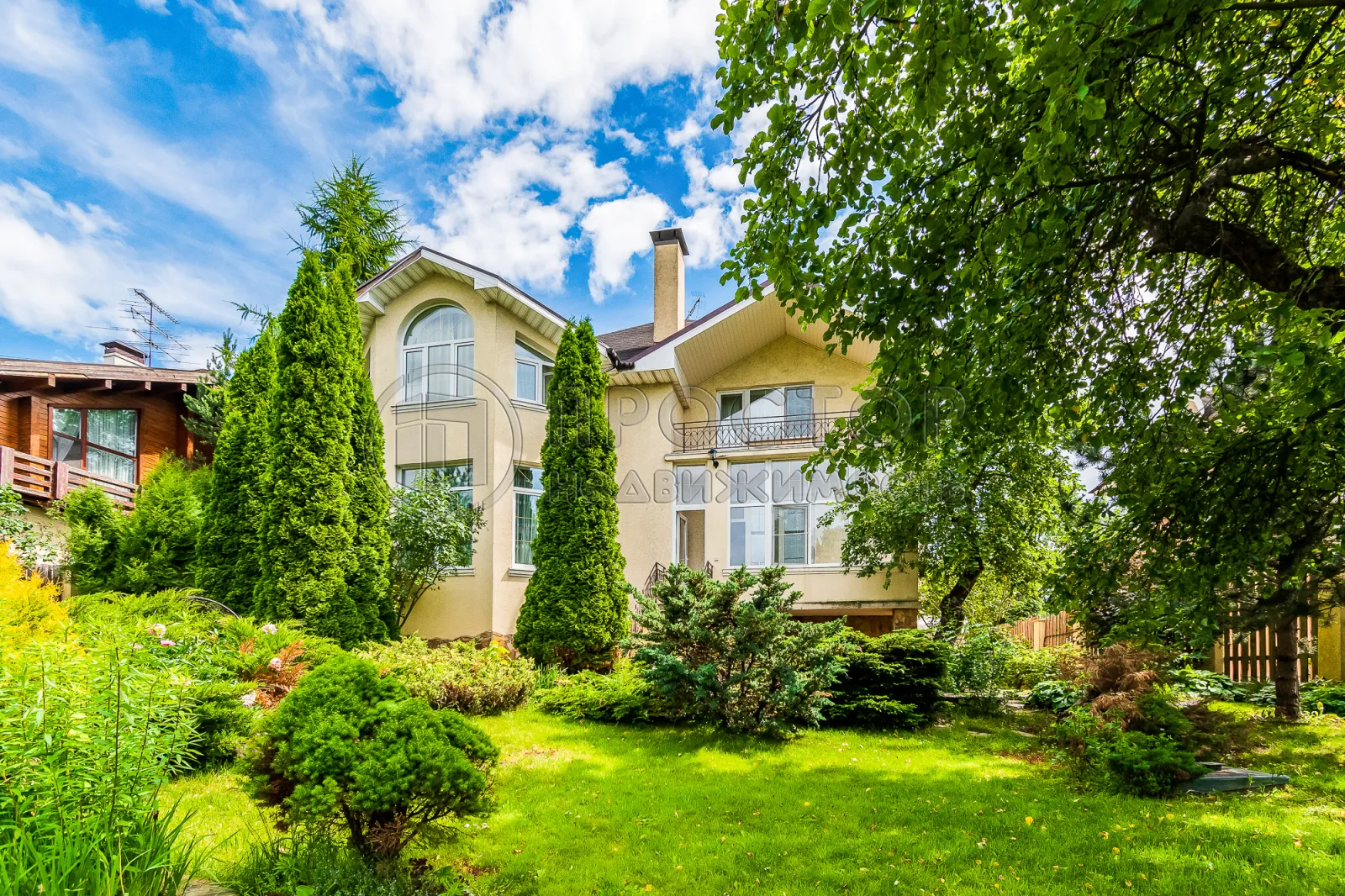 Дом, 391.5 м² - фото 2