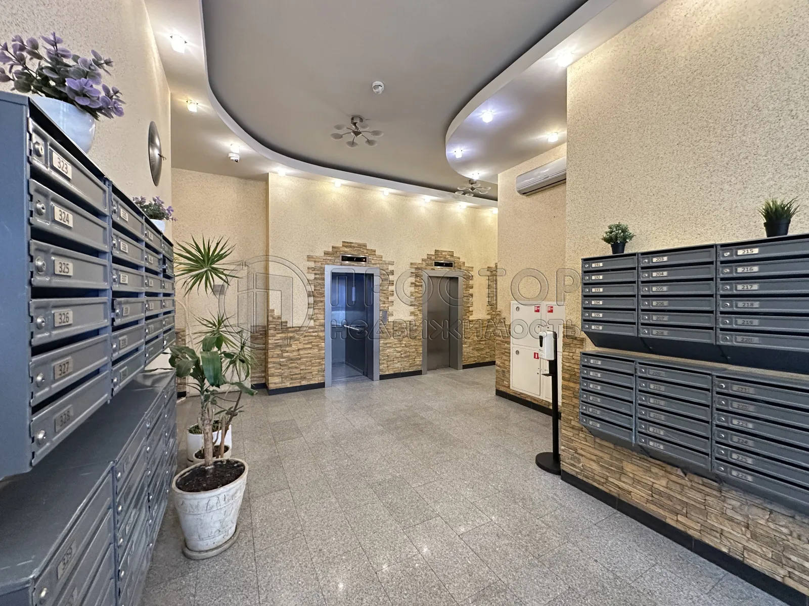 4-комнатная квартира, 133.7 м² - фото 2