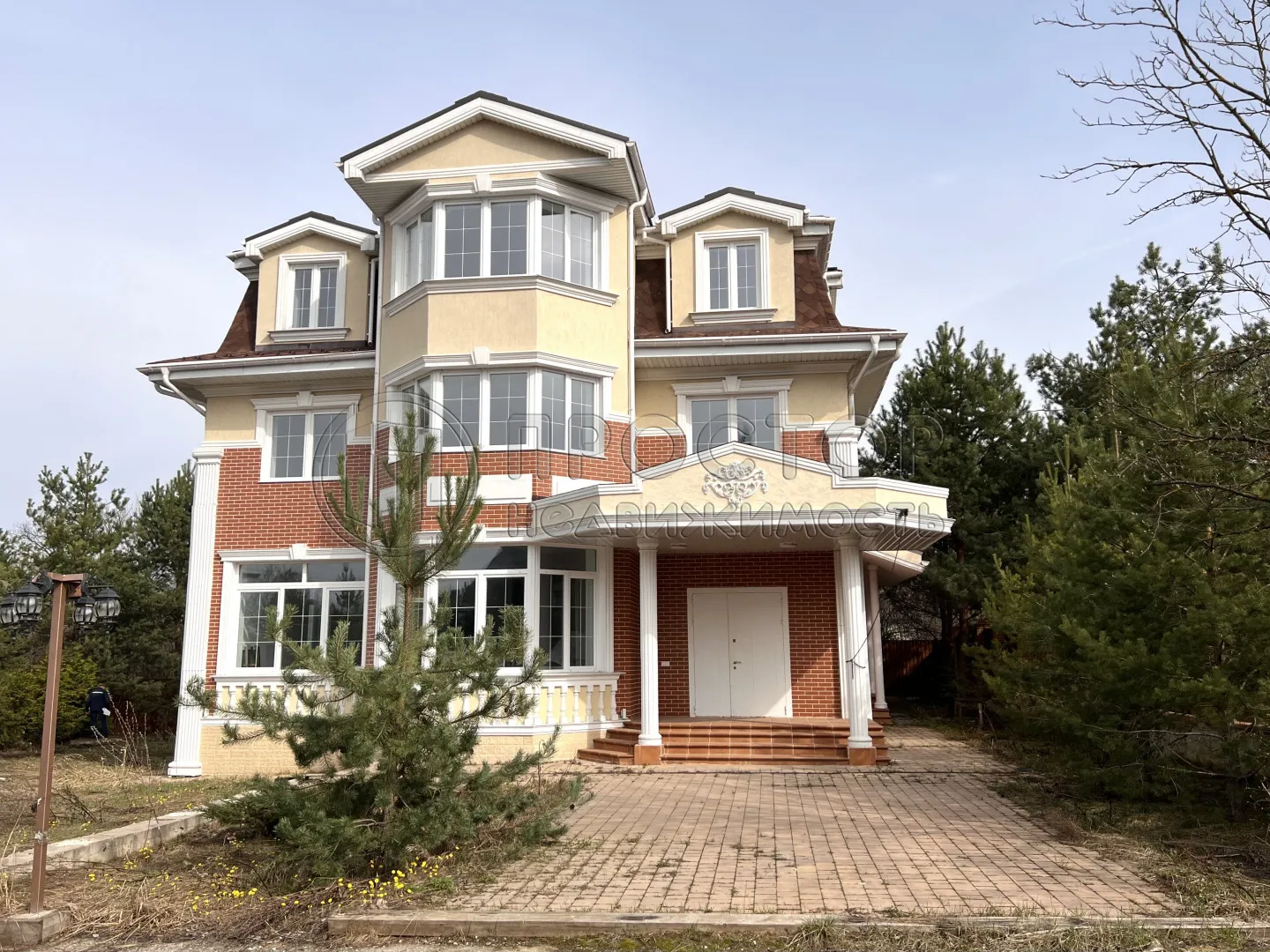 Дом, 394 м² - фото 2