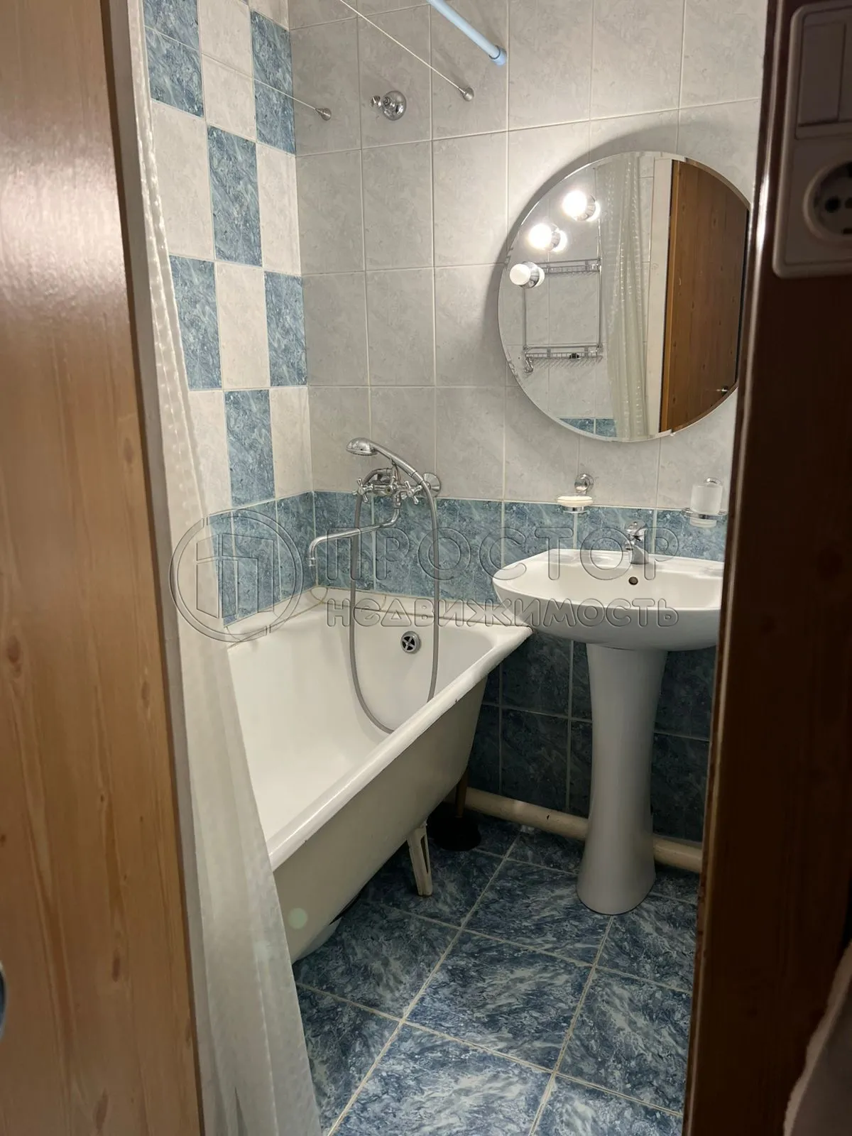 2-комнатная квартира, 52 м² - фото 11