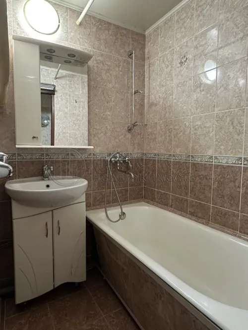 3-комнатная квартира, 50 м² - фото 8