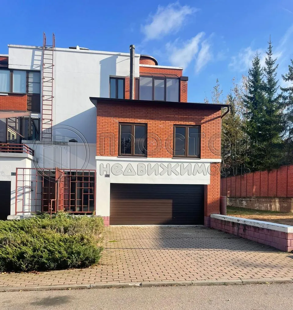 Таунхаус, 470 м² - фото 2