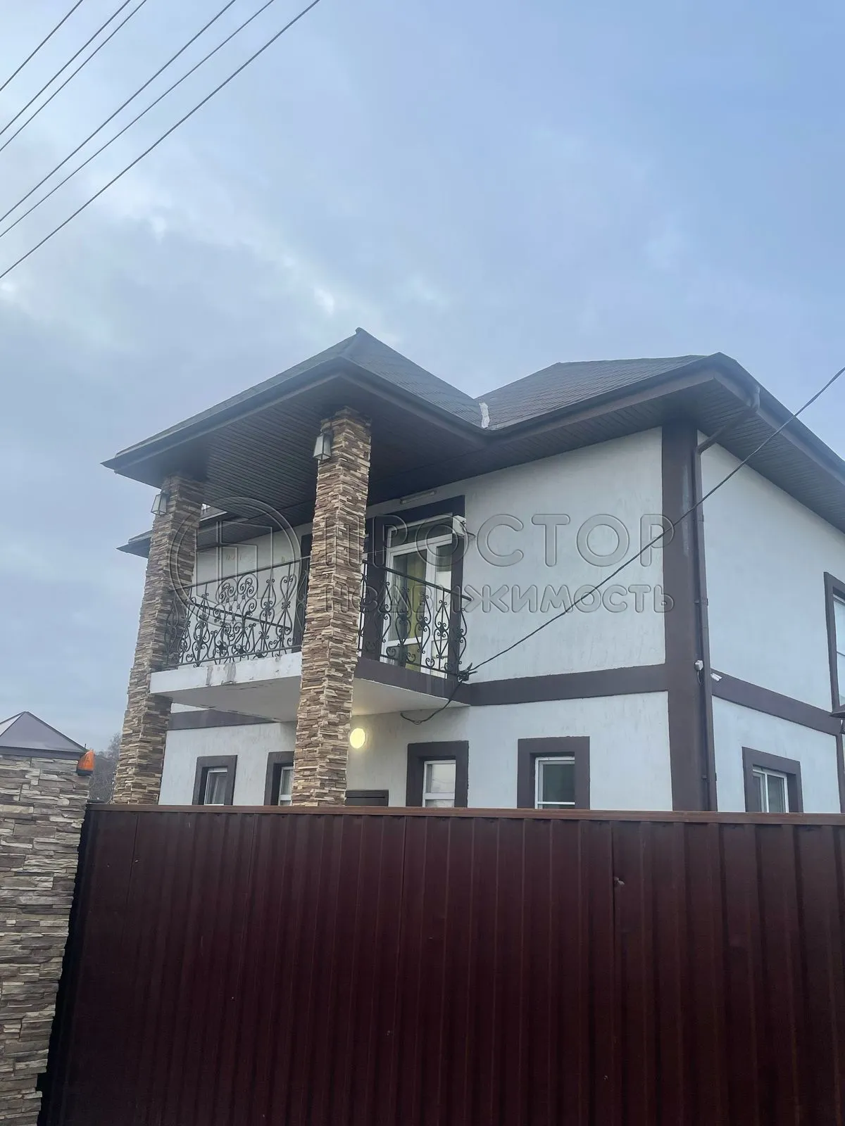 Дом, 189.6 м² - фото 2