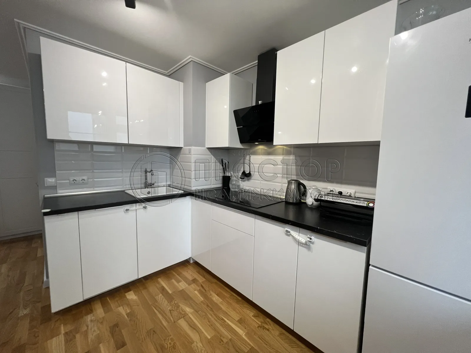 3-комнатная квартира, 72.4 м² - фото 2