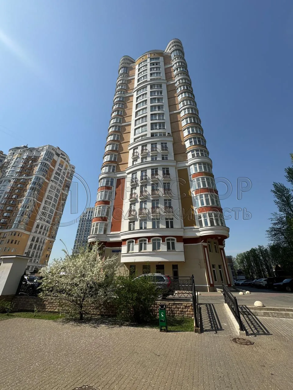 4-комнатная квартира, 191.2 м² - фото 2