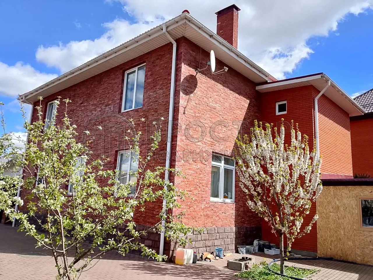 Дом, 260 м² - фото 2