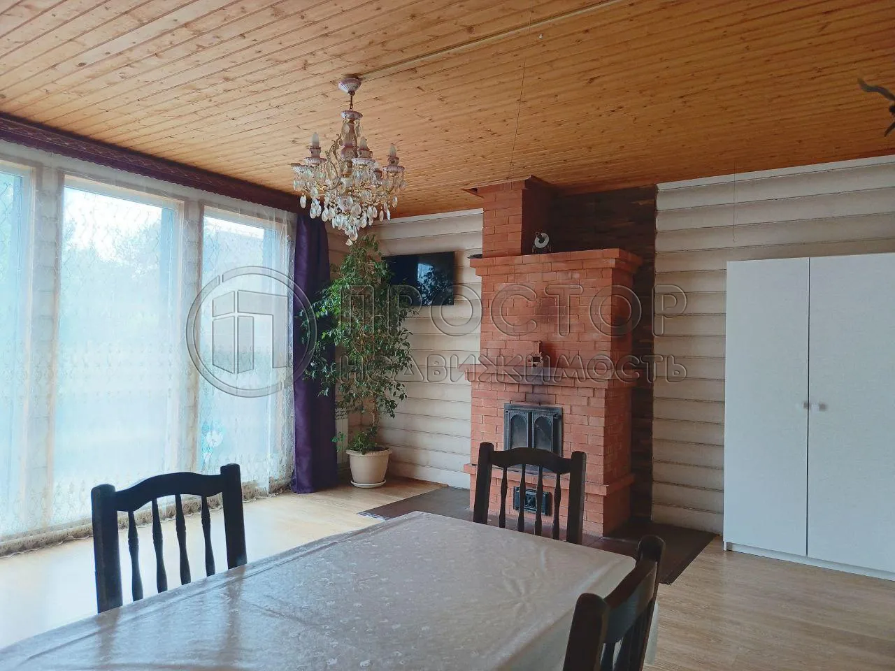 Дом, 220 м² - фото 2