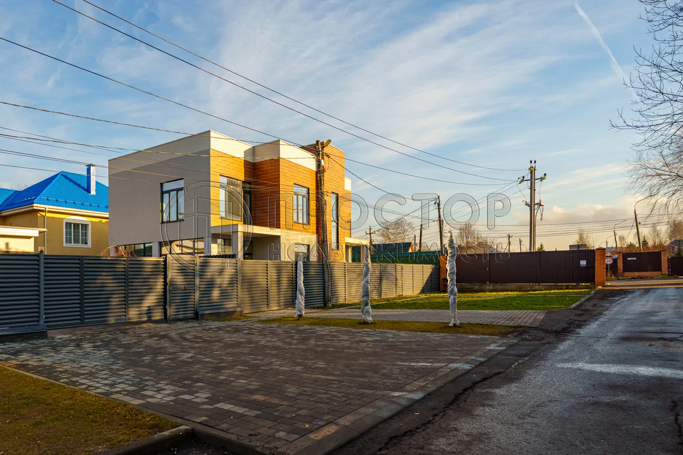 Дом, 310 м² - фото 3