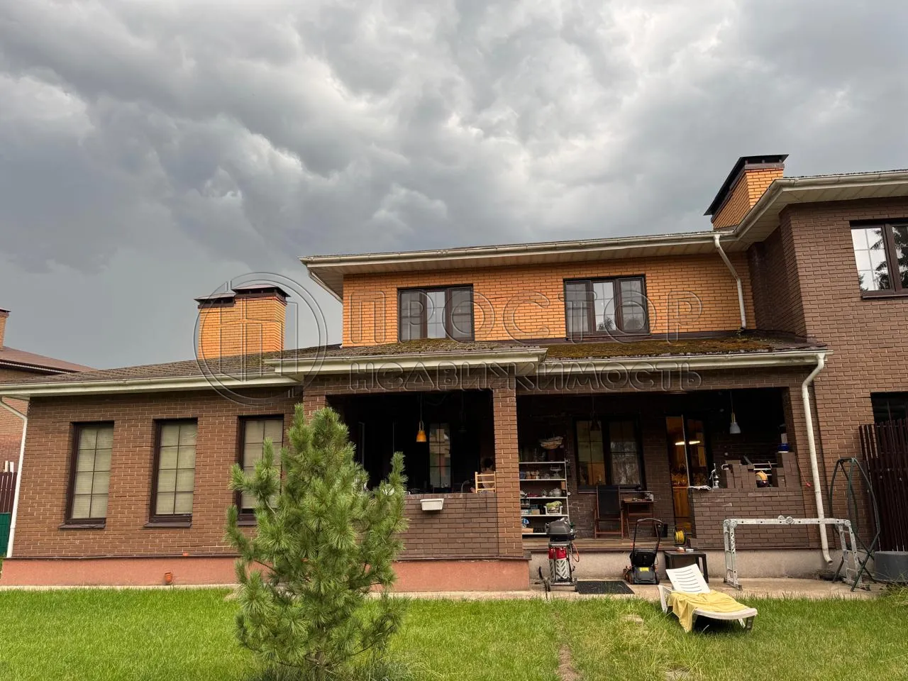 Дом, 211 м² - фото 2