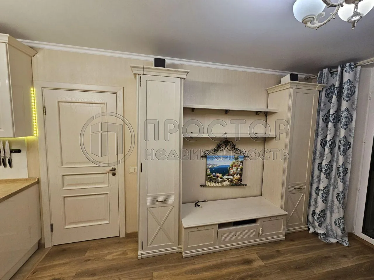 1-комнатная квартира, 48.7 м² - фото 2